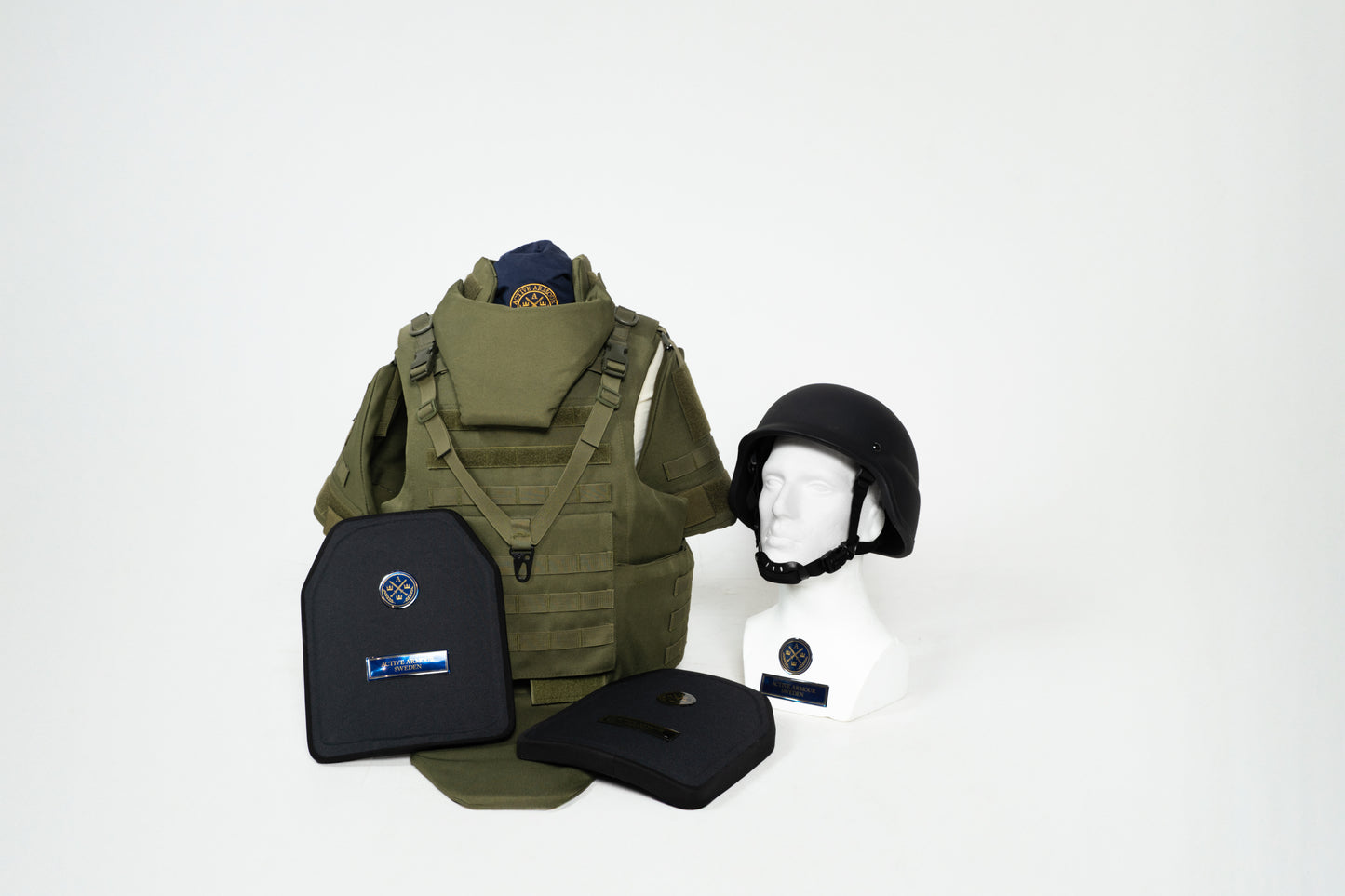 PRESS Combat Journalist (Two Ballistic Plate NIJ IV & NATO COMBAT HELMET AA-39)